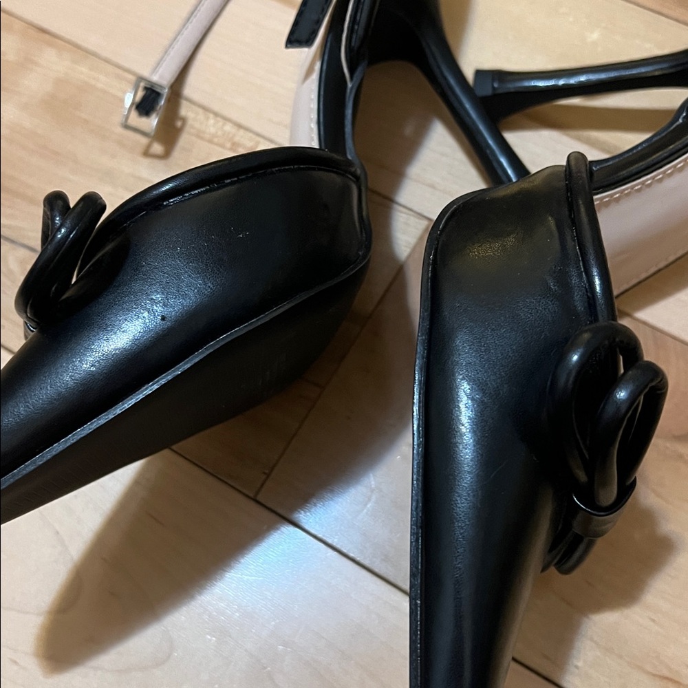 RAID Black Women's Heels with Bow Accent - Picture 15 of 17